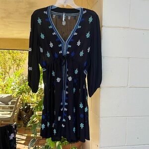 Free People dress. Size S. Great condition.